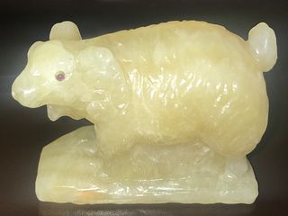 RUSSIAN HONEY AGATE CARVED SHEEP GOLD MOUNTED GARNET EYES