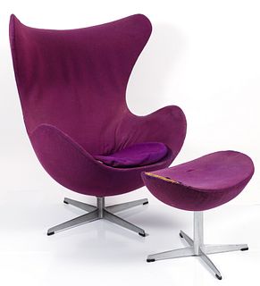 Arne Jacobsen for Fritz Hansen Egg Chair and Ottoman