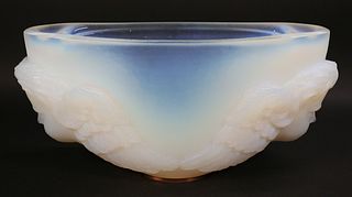 George Bucquet Opalescent Art Glass Center Bowl