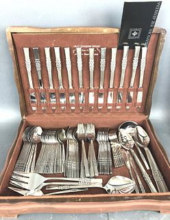 MCM International Deluxe Flatware With Case