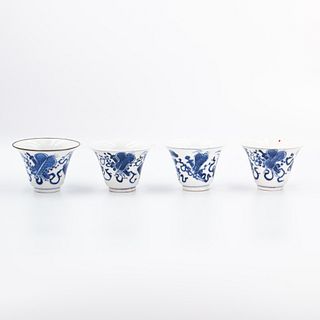 A group of blue and white porcelain tea cups | ถ้วยตวงกระเบื้องเคลือบน้ำเงินขาว