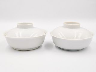 A pair of white porcelain covered bowl | ชามฝากระเบื้องเคลือบ