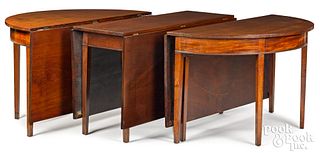 Federal mahogany three-part dining table, ca. 1800