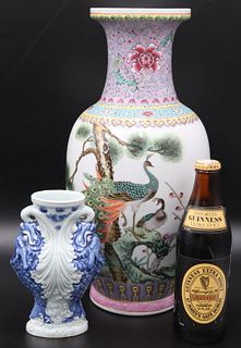 (2) Chinese Republic Period Vases.