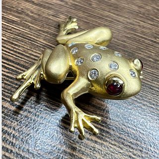 18K Yellow Gold Diamond Frog Brooch