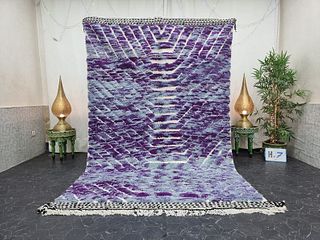 Luxury Handmade Purple Rug with Engraved Geometric Pattern 