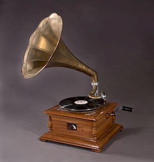 Windup Gramophone, "His Master's Voice," Gramophon