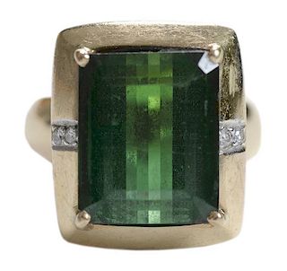 14 kt. Gold and Tourmaline Ring