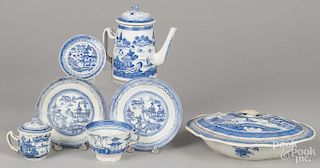 Seven pieces of Chinese export porcelain Canton, 19th c.