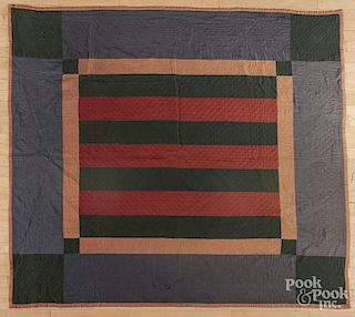 Amish bar in square quilt, early 20th c., 78'' x 71''.