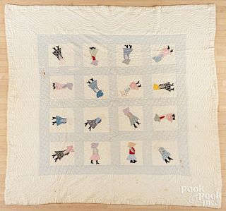 Pieced and appliqué sunbonnet quilt, early 20th c., 80'' x 85''.