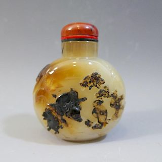 LARGE ANTIQUE CHINESE CARVED AGATE SNUFF BOTTLE - 19TH CENTURY 大型中式古董玛瑙鼻烟壶 - 19世纪