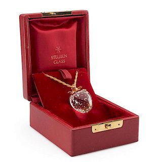 STEUBEN CRYSTAL & GOLD STRAWBERRY NECKLACE