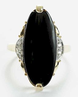 Ladies Gold and Black Onyx Ring