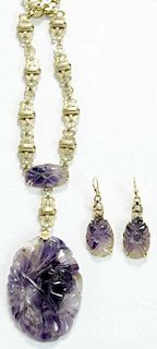 14 kt Gold and Carved Amethyst