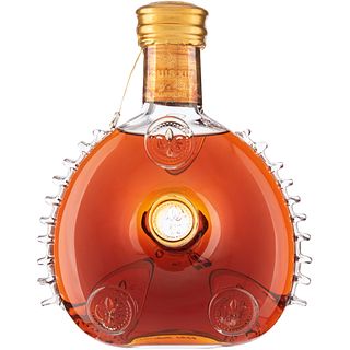 Rémy Martin. Louis XIII. Grande Champagne Cognac. Licorera de cristal de baccarat con tapón. Carafe no. 7658. En estuche de lujo.