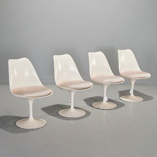 Eero Saarinen for Knoll, (4) vintage tulip chairs
