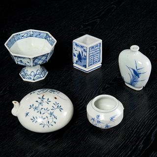 (5) antique Asian blue and white porcelains