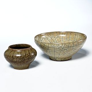 Chinese Song style crackle glaze bowl and jar