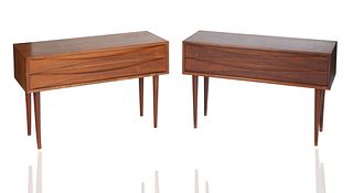 A PAIR OF MID-CENTURY ROSEWOOD SIDE TABLES, DESIGNED BY ARNE VODDER (DANISH 1926-2009), RETAILED BY BAXTER AND LIEBCHEN, DESIGNED CIRCA 1950S