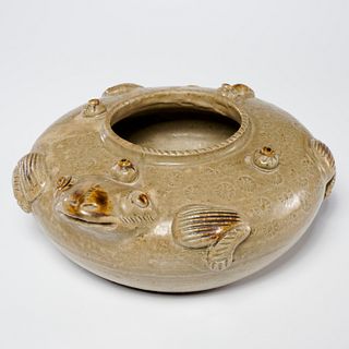 Chinese celadon glazed frog water pot