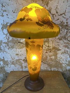 Cameo Glass Table Lamp