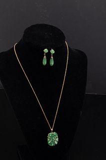 14K Gold and Jade Necklace and Pair of Earrings