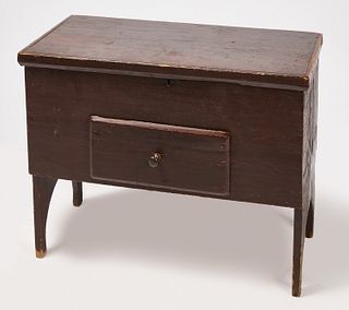 Storage Chest with Drawer