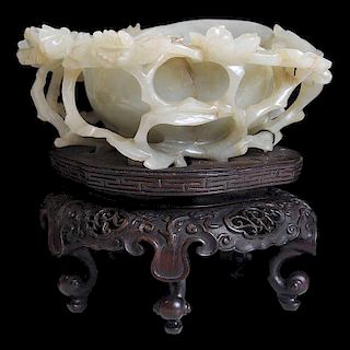 Celadon-to-Gray Carved Jade Lotus-