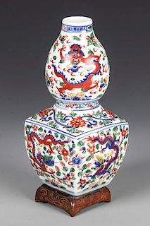 Japanese Porcelain Wucai Vase