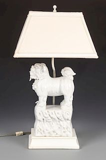 Blanc de Chine Food Dog Lamp