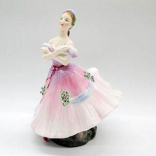 Ballerina HN2116 - Royal Doulton Figurine