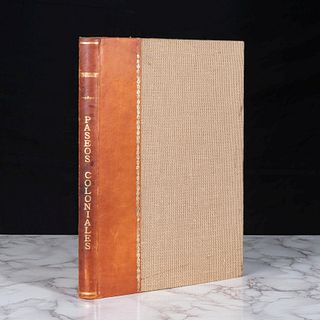 Toussaint, Manuel. Paseos Coloniales. México: Imprenta Universitaria, 1939. 215 p.  Ejemplar firmado y dedicado por el autor.