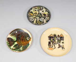 Group of Three Vintage Plates, Puigdemont, Dekor Zagres