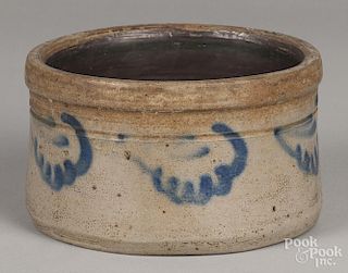 Pennsylvania stoneware butter tub, 19th c., with cobalt decoration, 3 3/4'' h., 6 1/2'' w.