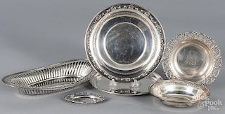 Group of sterling silver small trays, 22.7 ozt.