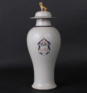 Chinese Export Armorial Porcelain Urn