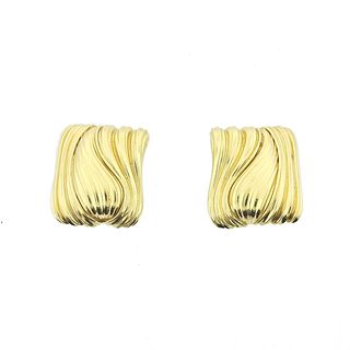 Henry Dunay 18k Gold Wave Motif Earrings