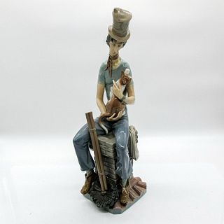Lladro Porcelain Figurine, Sad Chimney Sweep 1001253