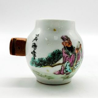 Antique Chinese Porcelain Bird Feeder Wise Men Image