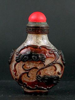 Chinese Glass Snuff Bottle 中国玻璃鼻烟壶