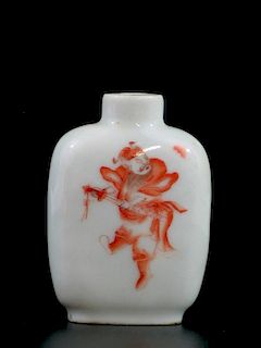 Chinese Iron Red Snuff Bottle 中国铁红鼻烟壶