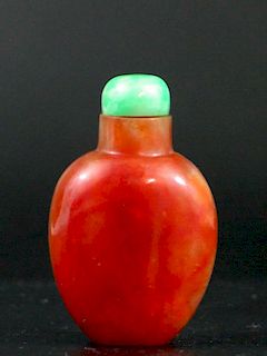 Chinese Jade Snuff Bottle 中国玉鼻烟壶