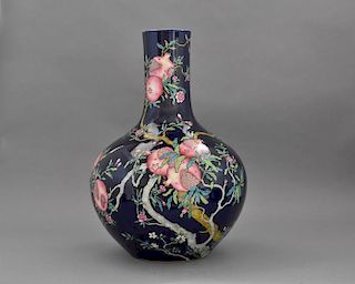 A FINE Chinese Large Famille Rose Vase with Pomegranate and flowers, early 20th C. 23 1/8" high 保存完好的中国大型石榴花粉彩花瓶，二