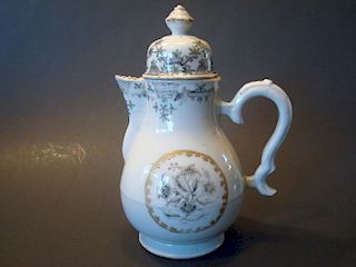 ANTIQUE Chinese Griselle Teapot,  mid 18th C 中国古代仕女茶壶，18世纪中