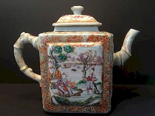 ANTIQUE Huge Chinese Mandarin Palette Teapot, 18th C, Qianlong Period. 8" H x 9 1/2" x 4" wide. 中国古代官用大茶壶，18世纪。乾隆，高8