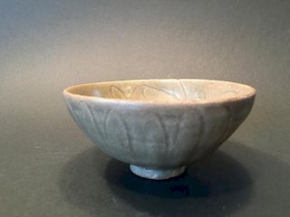 ANTIQUE Chinese Longquan Celadon Bowl, Yuan-Ming period 中国古代龙泉青瓷碗，元明时期