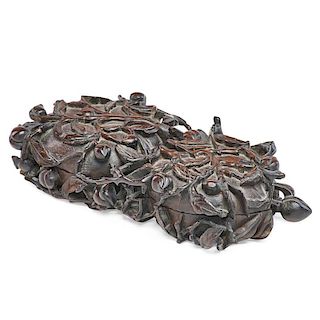 CHINESE CARVED DOUBLE PEACH BOX