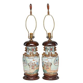 PAIR OF FAMILLE ROSE STYLE LAMPS