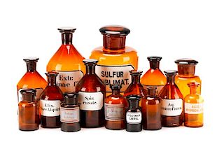 Collection of 15 Amber Glass Apothecary collectibles